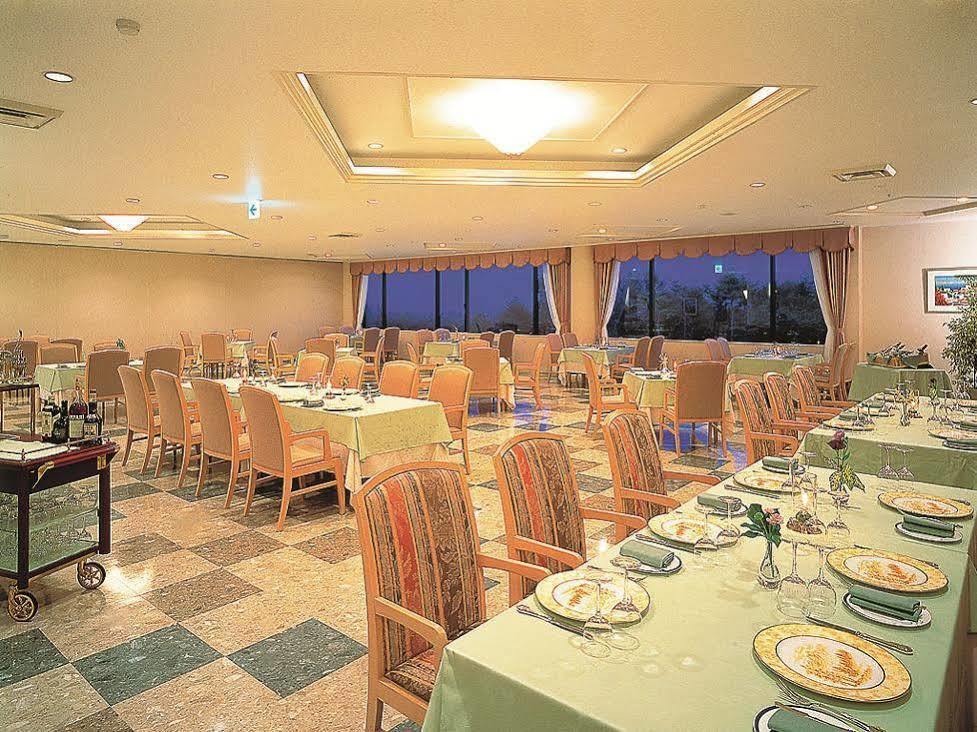 Royal Hotel Yatsugatake -From Apr2024 Grand Mercure Yatsugatake Resort & Spa Hokuto  Esterno foto