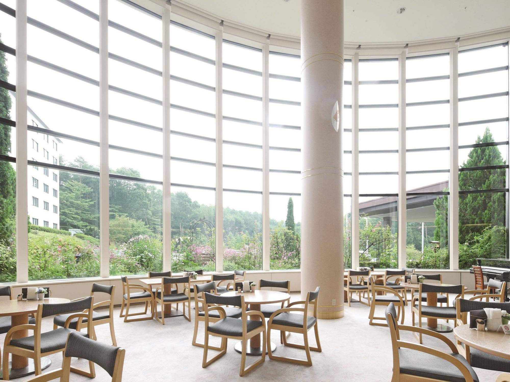 Royal Hotel Yatsugatake -From Apr2024 Grand Mercure Yatsugatake Resort & Spa Hokuto  Esterno foto
