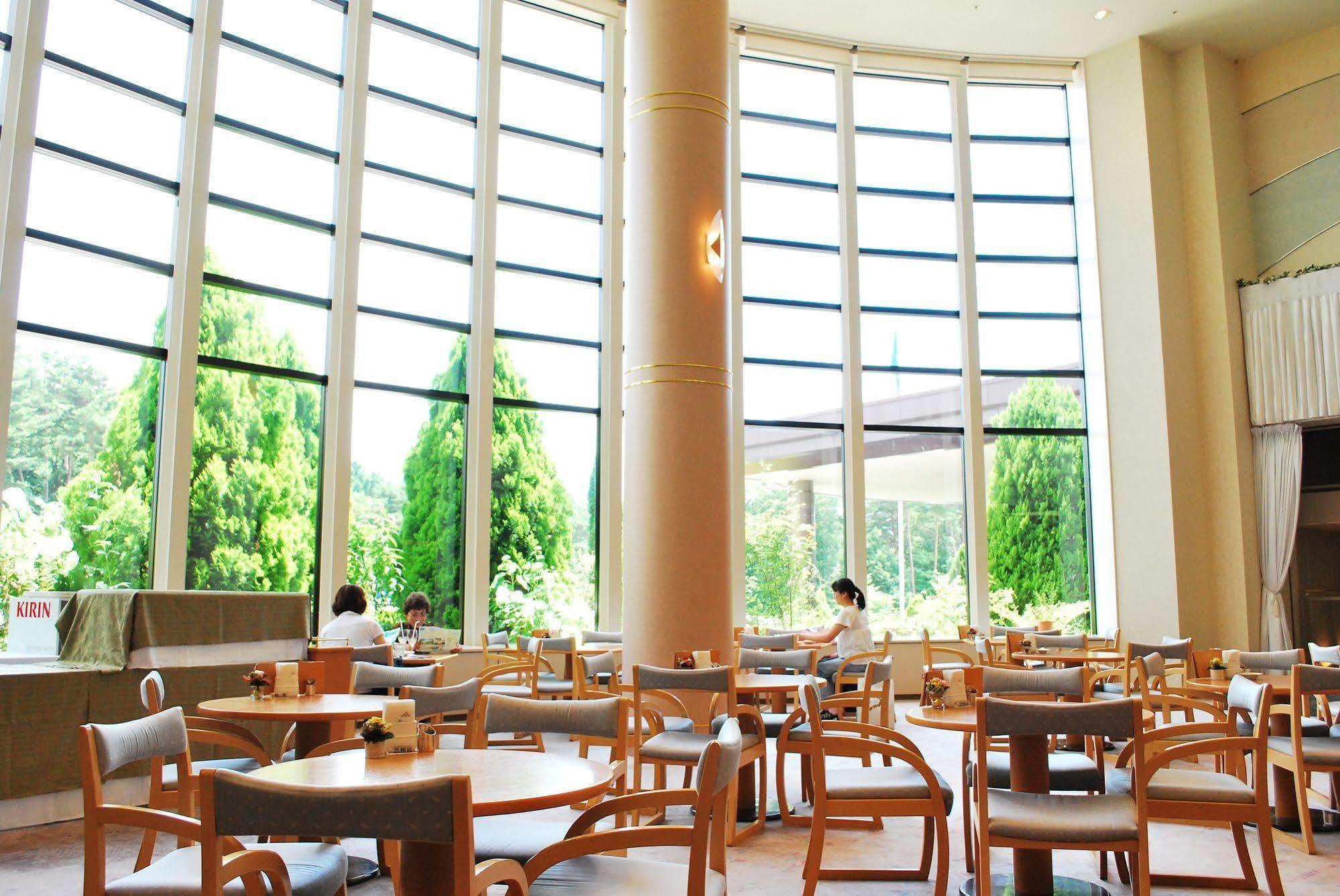 Royal Hotel Yatsugatake -From Apr2024 Grand Mercure Yatsugatake Resort & Spa Hokuto  Esterno foto